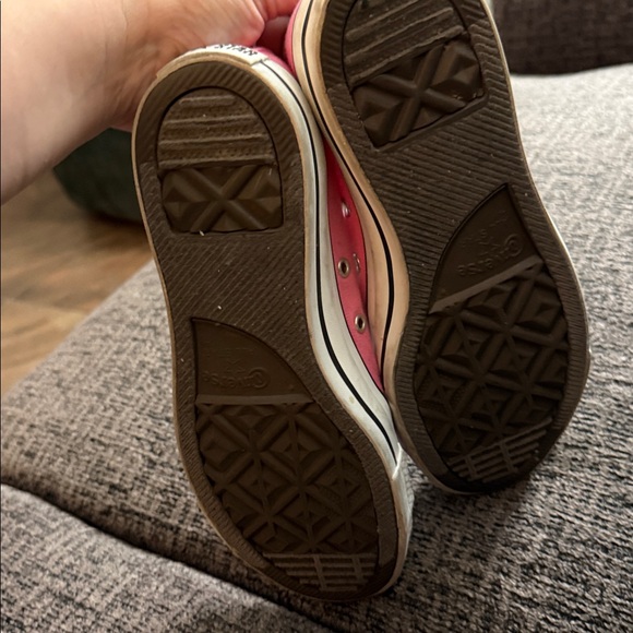 Pink converse - Picture 4 of 4